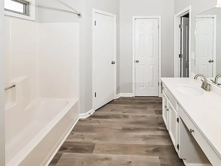 9898 Sequoia Ln — Photo 10
