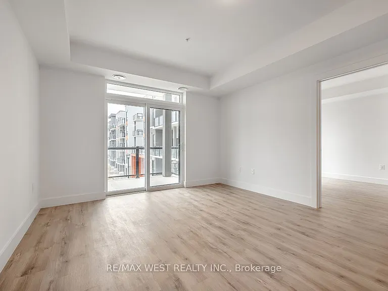 4 Kimberly Ln #325 — Photo 3