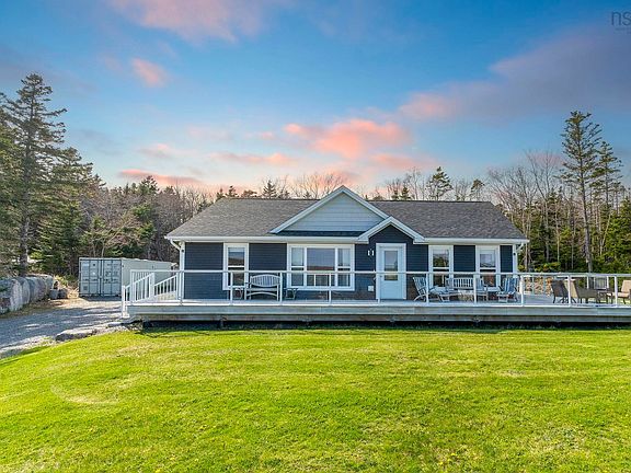 3rd image of 27 Prospect Bay Rd