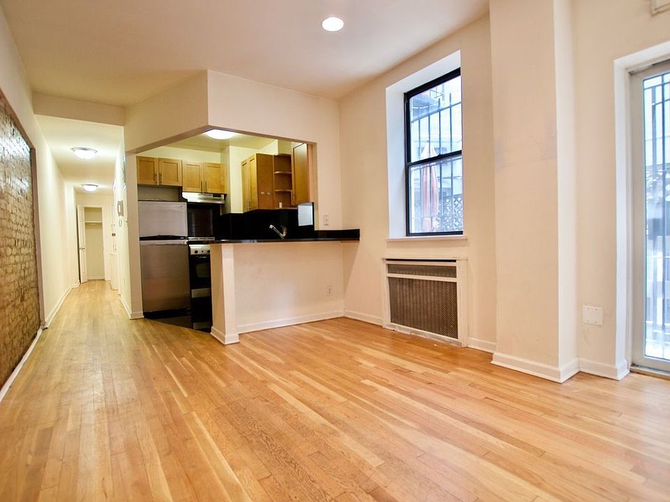 1st image of 16 W 75th St APT 1b