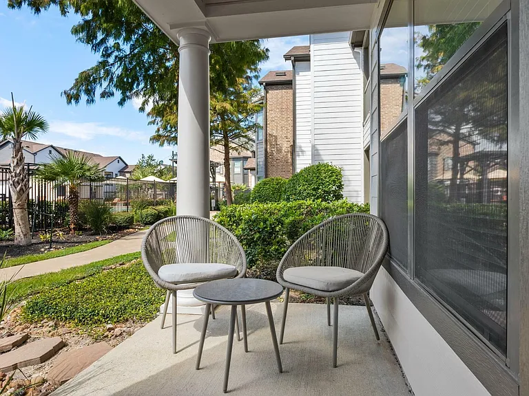 Avenues at Northpointe - Patio