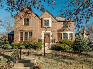 724 Audubon Dr, Saint Louis, MO