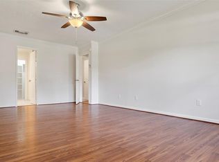 15810 Mesa Gardens Dr, Houston, TX 77095