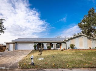 6009 Switzer Cv, Ocean Springs, MS 39564