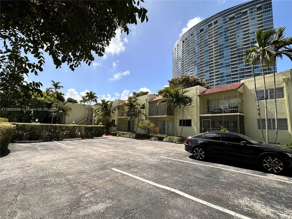 520 NE 38th St APT 10, Miami, FL 33137