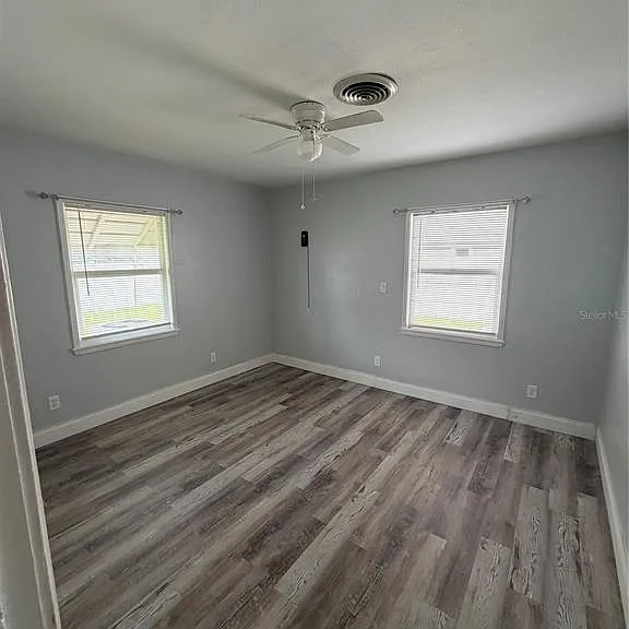 1604 Massachusetts Ave — Photo 17