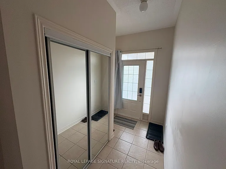 39 Palm Tree Rd — Photo 3