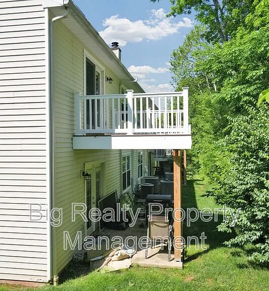 1732 Rosewood Ct — Photo 32