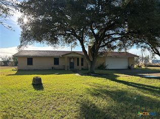 1639 Old Highway Rd, Inez, TX 77968