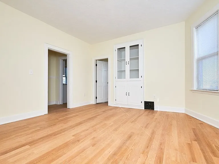 19 Clark St #3 — Photo 3