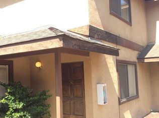 1091A Stonegate Cove Dr, Porterville, CA 93257