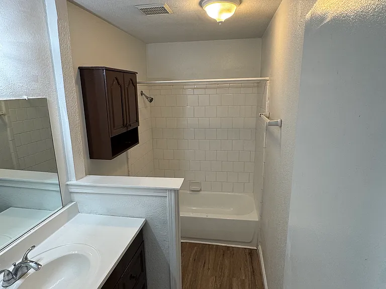 5001 Woodland Park Blvd #5003 — Photo 9