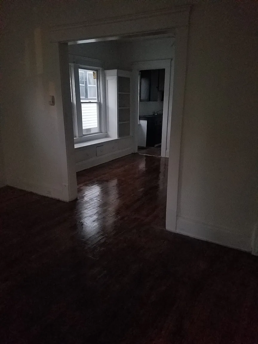 1880 Colonnade Road # Fl 1ST photo 1