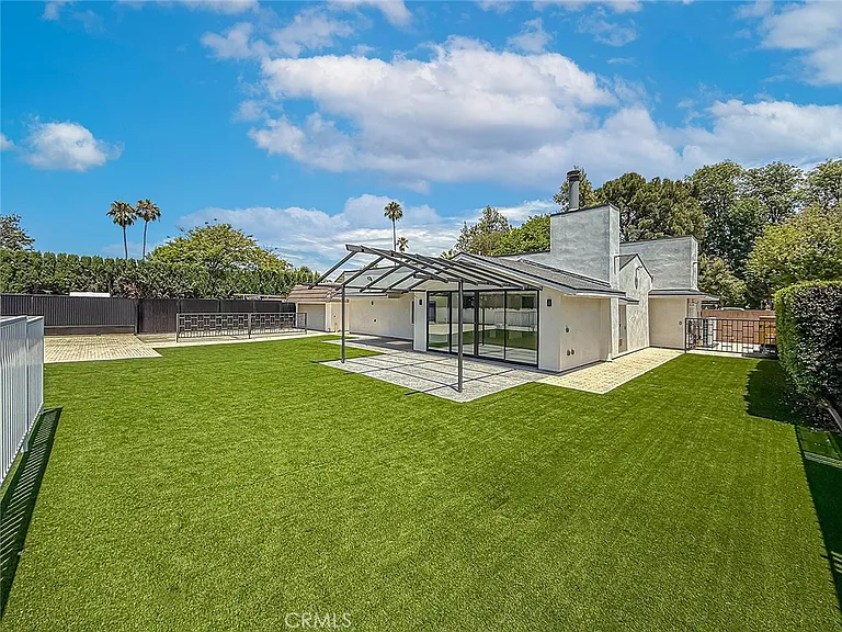 22921 Dolorosa St — Photo 9