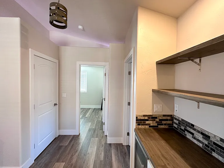 348 S Main St — Photo 53