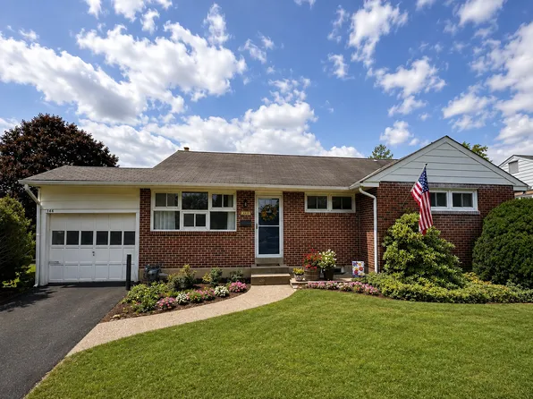 144 S Cedar Hollow Rd, Paoli, PA 19301