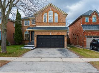 2216 Vista Oak Rd, Oakville, ON L6M 3L7