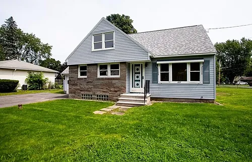 607 Forest Dr Photo 1