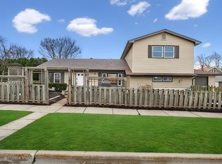 43 S Craig Pl, Lombard, IL 60148