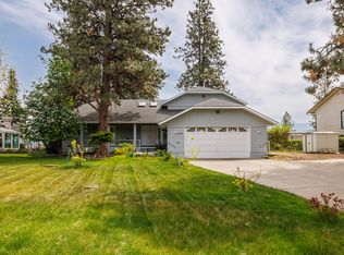 2117 Michelle Cres, Tsinstikeptum 10, BC V1Z 2W2
