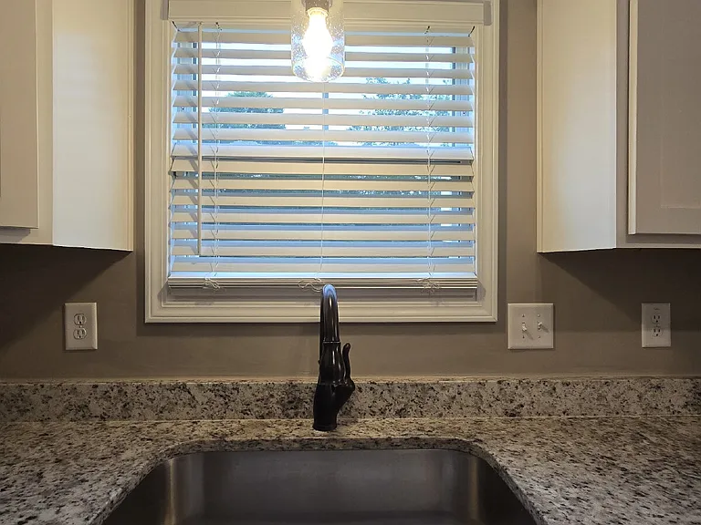 1176 Cottonwood Dr — Photo 9
