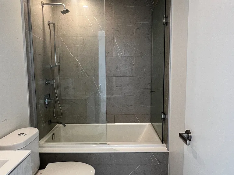 16 Bonnycastle St #2807 — Photo 7