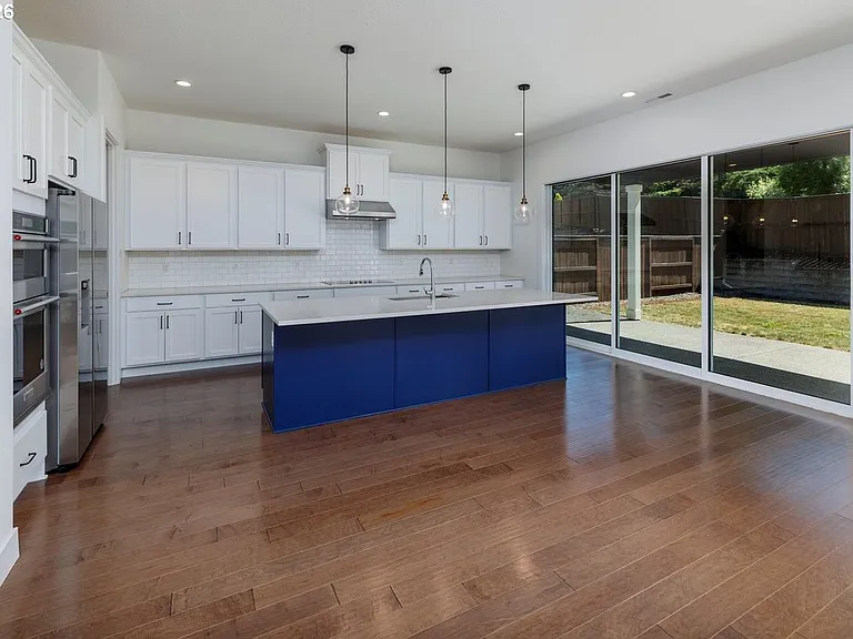 2751 Dahlia Dr — Photo 13
