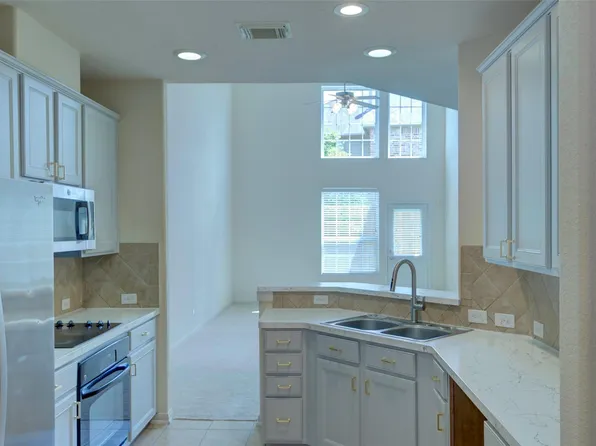 1139 Glenwood Canyon Ln, Houston, TX 77077