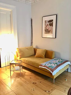 Rented by Avenue Sotheby's International Realty | media 31