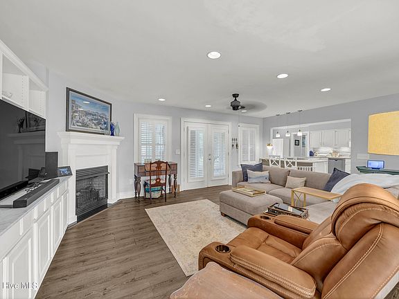 5th image of 529 Camway Drive