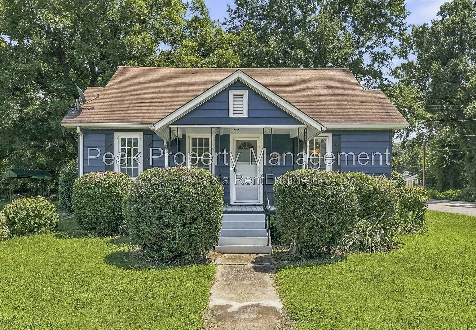 3 bed, 2.0 bath, 1576 sqft, $1,900 — Photo 2