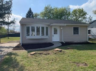 730 Juniper Rd, Valparaiso, IN 46385