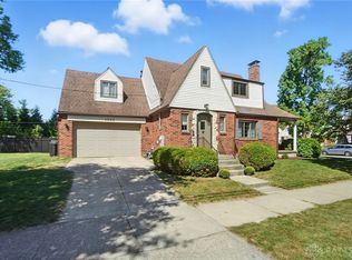 1305 E Schantz Ave, Dayton, OH 45419