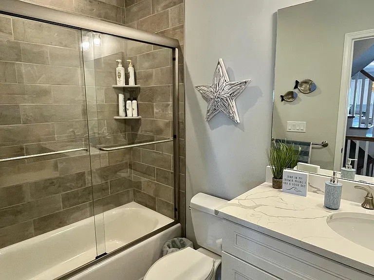 127 Dewey Dr — Photo 17