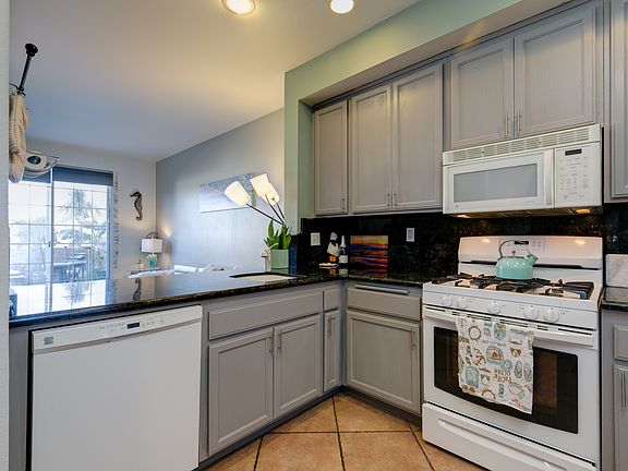 3rd image of 2273 Katari St