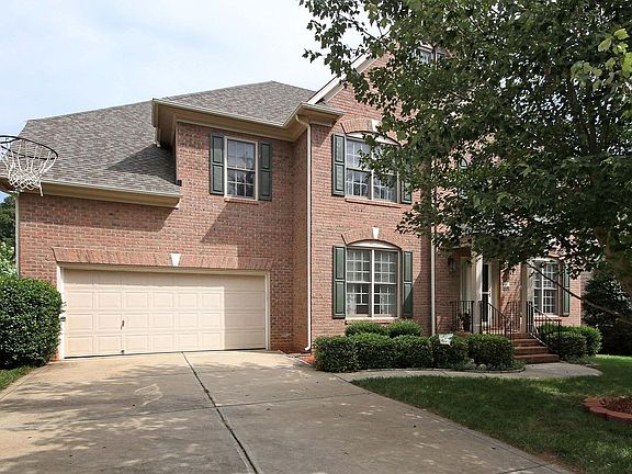 3rd image of 158 Montibello Dr