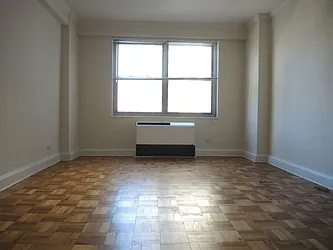 Rented by Bouklis Group