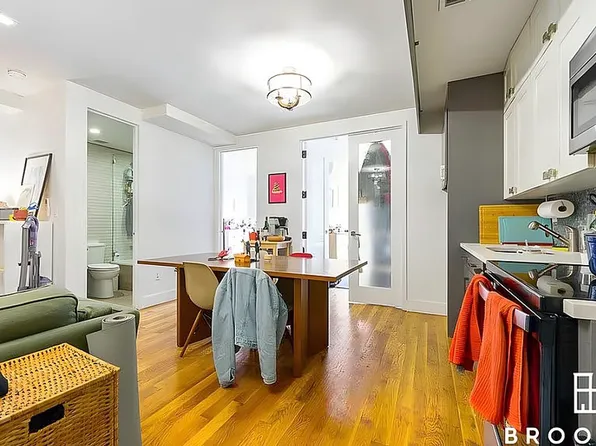 161 Havemeyer Street image 1 of 14