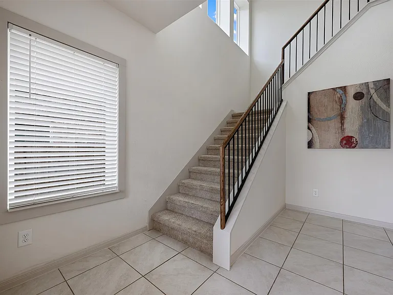 1116 La Conterra Blvd — Photo 6