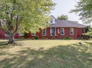105 Stowers Ln, Shelbyville, TN 37160