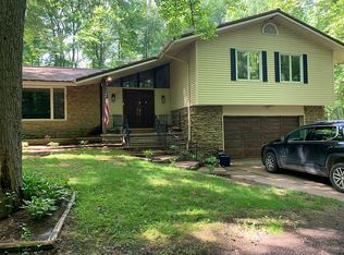 3858 E Marilyn Ln, Midland, MI 48642