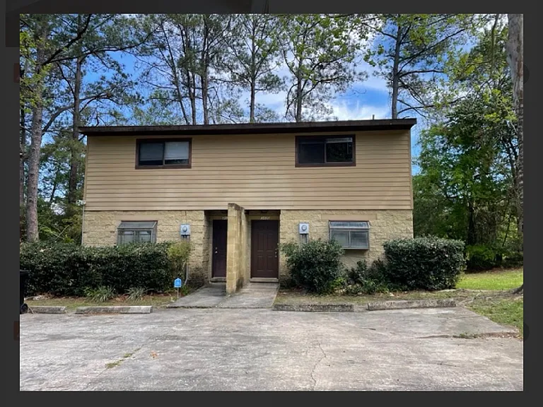 3025 NW 79th Ct — Photo 5