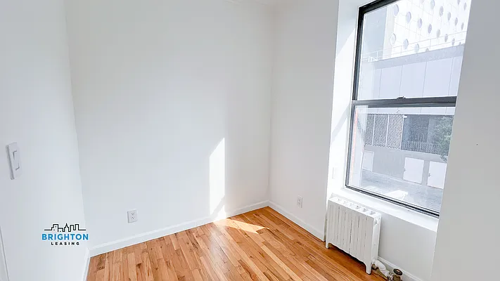 Rented by Brighton Management | media 10