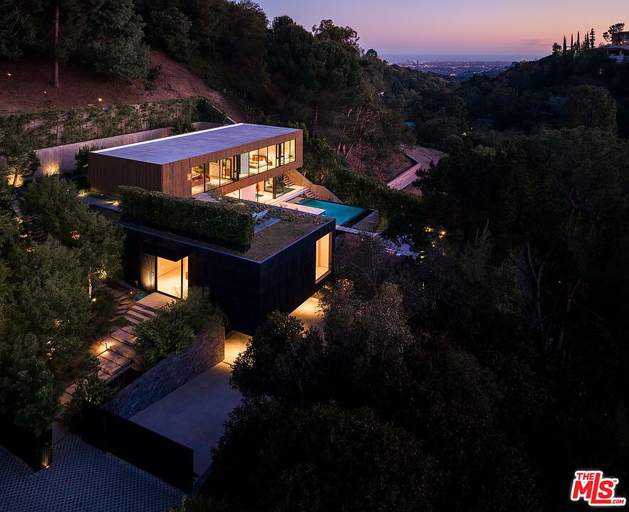 9330 Hazen Dr, Beverly Hills, CA 90210 | MLS #26851751 | Zillow