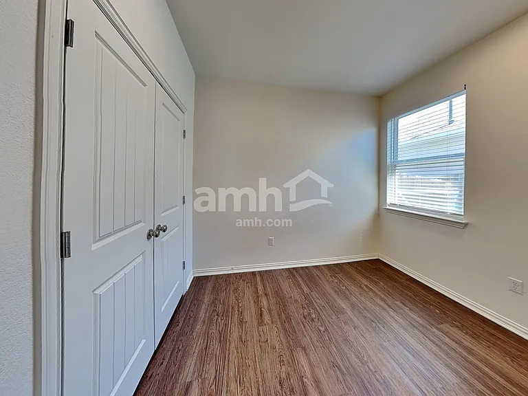 2722 Wolfcreek — Photo 18