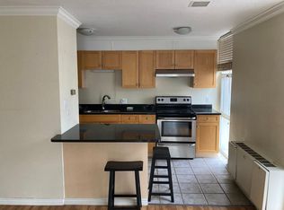 2500 S York St APT 301, Denver, CO 80210