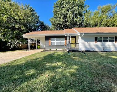 511 Sagebrush Ln, Belton, MO, 64012