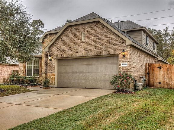 3rd image of 13939 Albany Springs Ln