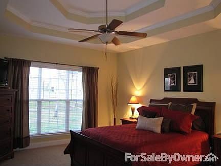 Master
						:
						Tray Ceiling, Ceiling Fan, Garden Soaking Tub, Walk-in Closet
