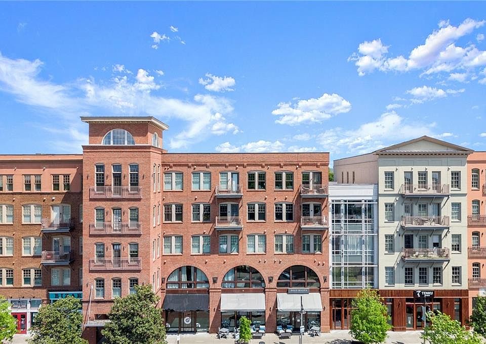1st image of 360 Chambers St Unit 305